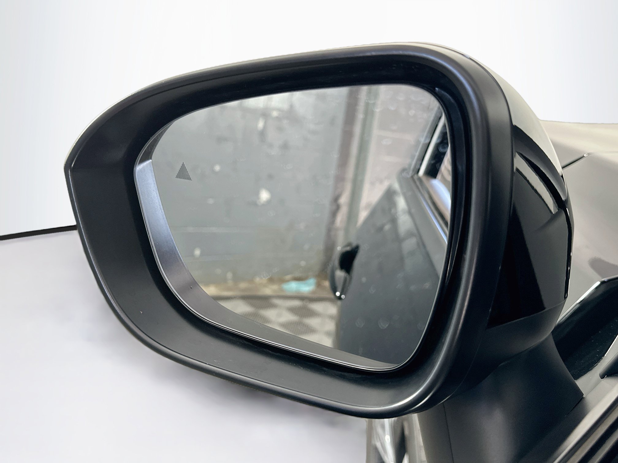 Used 2023 Nissan Rogue SV FWD image 16