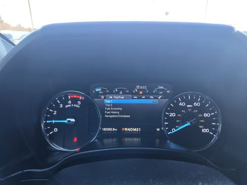 Used 2019 Ford F350 Lariat w/ Chrome Package image 9