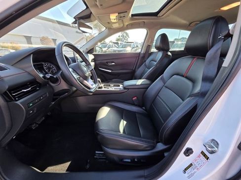 Used 2022 Nissan Sentra SR w/ Trunk Package image 10