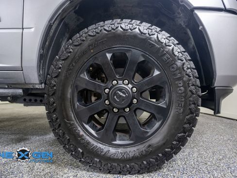 Used 2024 RAM 2500 Big Horn w/ Night Edition AWD/4WD image 44