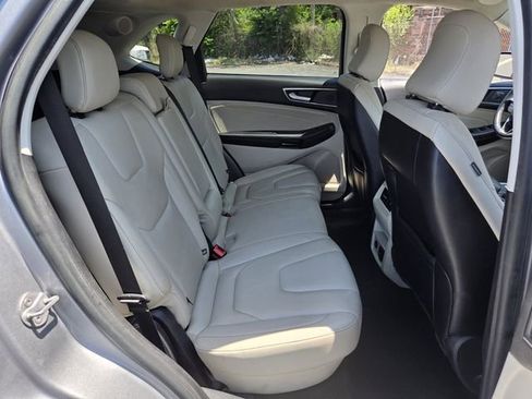 Certified 2022 Ford Edge Titanium AWD/4WD image 14