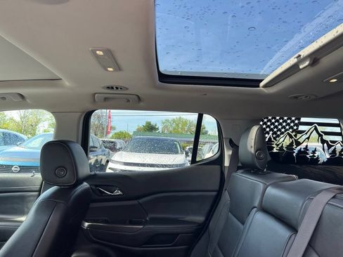 Used 2019 GMC Acadia SLT w/ LPO, Floor Liner Package AWD/4WD image 28