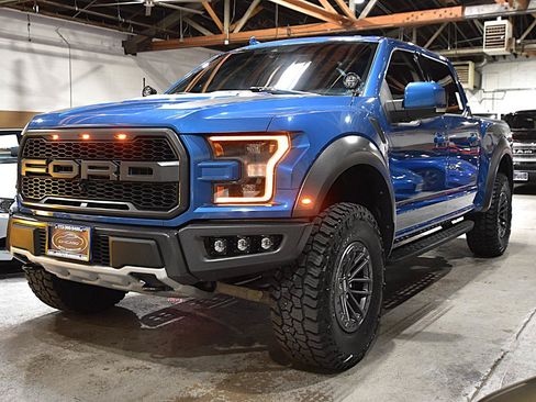 Used 2019 Ford F150 Raptor w/ Equipment Group 802A Luxury AWD/4WD image 7