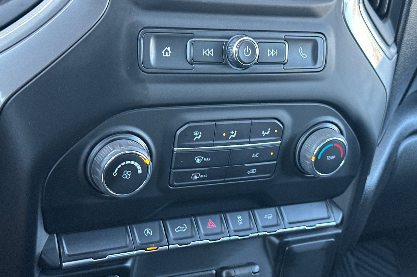 Used 2022 Chevrolet Silverado 1500 Custom RWD image 19