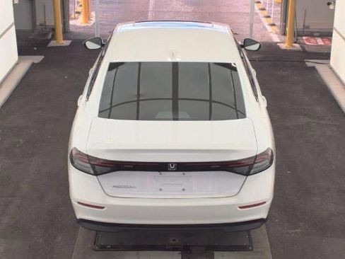 Used 2024 Honda Accord EX image 6
