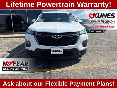Used 2023 Chevrolet Traverse RS AWD/4WD image 3