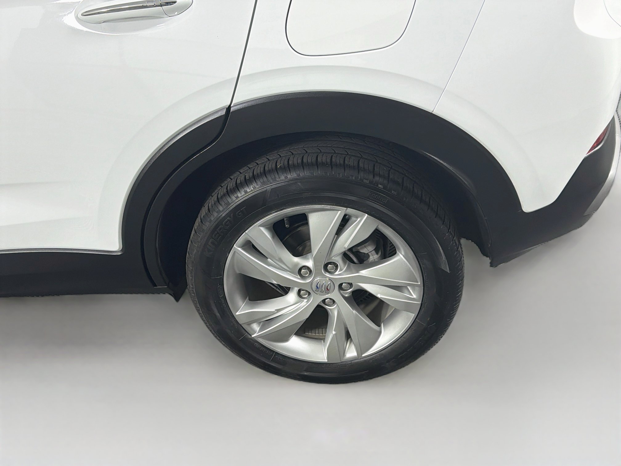 Used 2025 Buick Encore GX Preferred AWD/4WD image 11