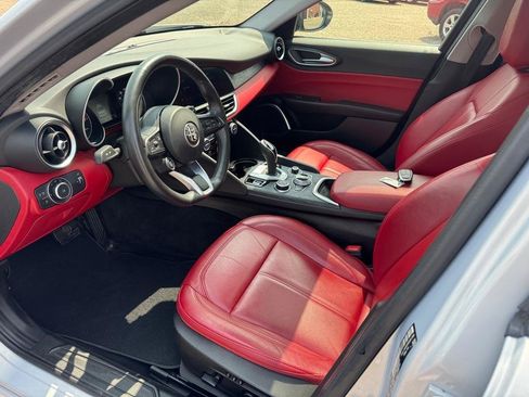 Used 2020 Alfa Romeo Giulia AWD w/ Quick Order Package 22J Sport image 14