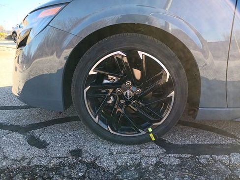 New 2026 Nissan Sentra SR w/ SR Premium Package image 37