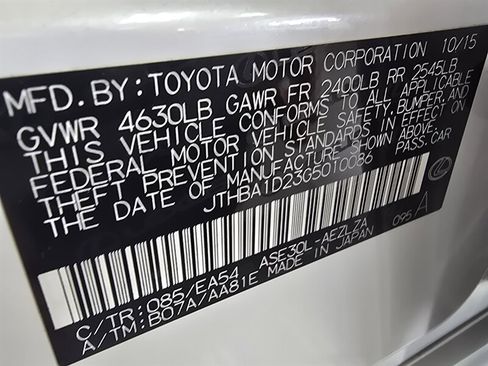 Used 2016 Lexus IS 200t image 30