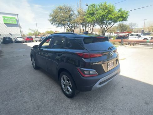 Used 2023 Hyundai Kona SEL image 6