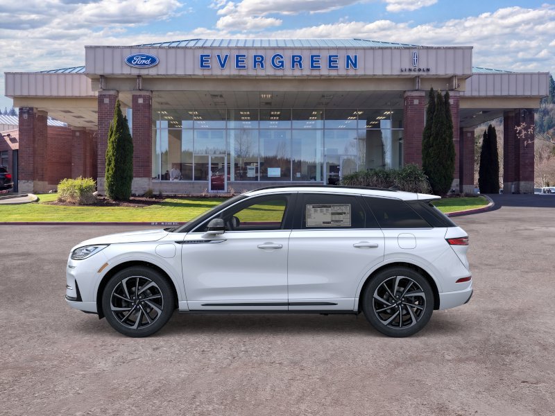 New 2025 Lincoln Corsair Grand Touring w/ Equipment Group 301A AWD/4WD image 3