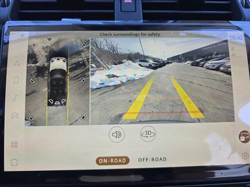 New 2026 Land Rover Discovery Limited Edition image 23