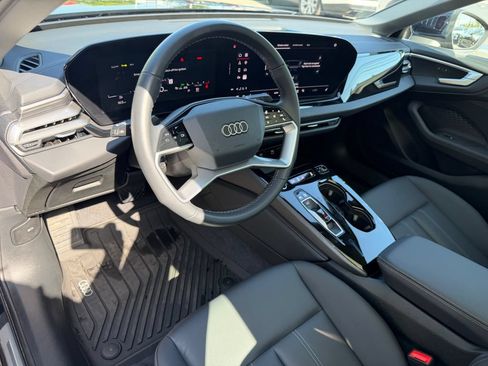 Used 2025 Audi A5 2.0T Premium w/ Convenience Package AWD/4WD image 17
