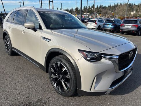 Certified 2024 MAZDA CX-90 Plug-In Hybrid w/ Premium Pkg image 3