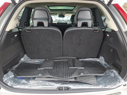 Certified 2023 Volvo XC90 T8 Plus w/ Protection Package Premier image 29