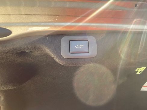 Used 2019 Lexus ES 350 w/ Accessory Package 2 FWD image 17