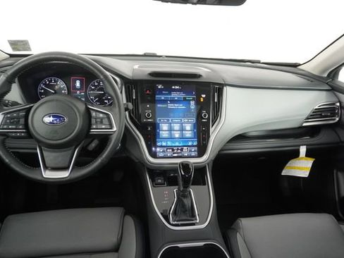 Certified 2025 Subaru Outback Limited image 34