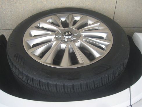 Used 2020 Hyundai Palisade Limited image 11