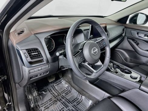 Used 2023 Nissan Rogue SV w/ SV Premium B Package AWD/4WD image 8