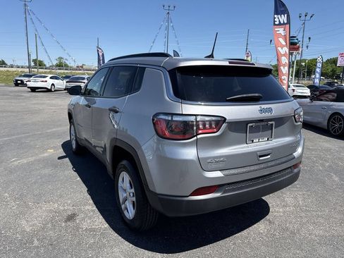 Used 2021 Jeep Compass Sport w/ Cold Weather Group AWD/4WD image 12