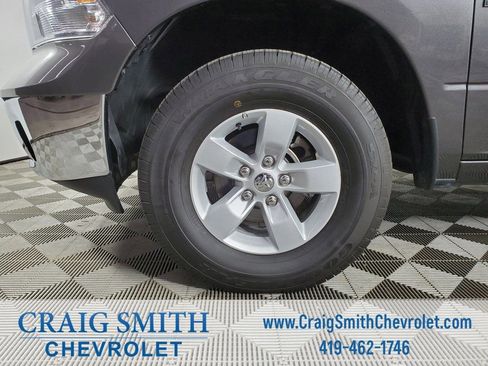 Used 2024 RAM 1500 Classic SLT image 28