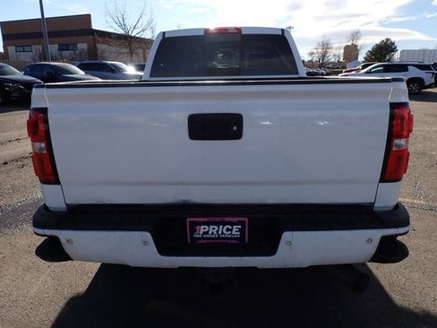 Used 2017 GMC Sierra 2500 Denali w/ Duramax Plus Package image 3