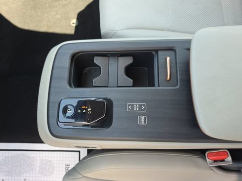 Used 2023 Nissan Ariya FWD image 22