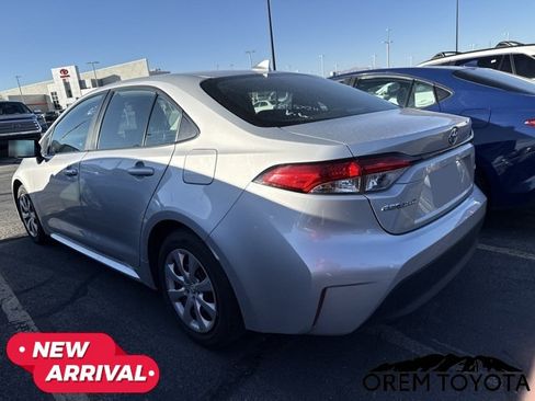 Used 2024 Toyota Corolla LE FWD image 19