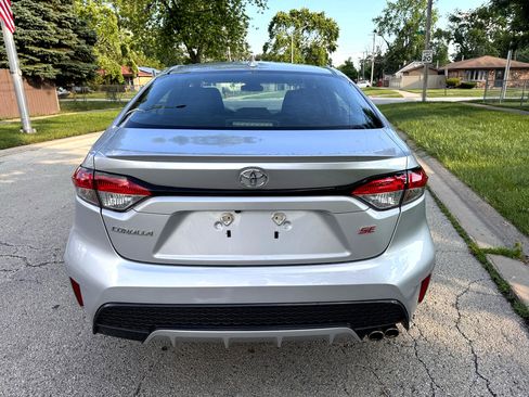 Used 2020 Toyota Corolla SE image 3
