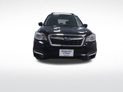 Used 2017 Subaru Forester 2.5i Premium w/ All-Weather Package image 3