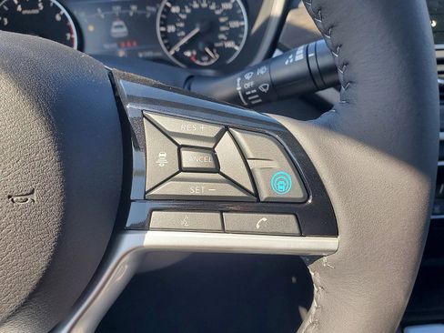 New 2025 Nissan Altima 2.5 SL FWD image 25