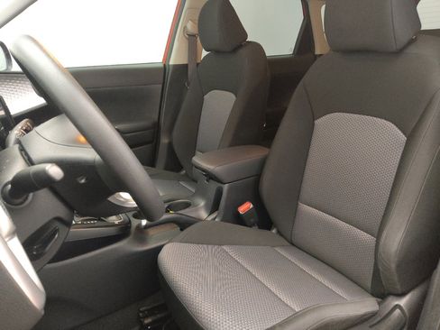 Used 2023 Kia Soul LX image 17