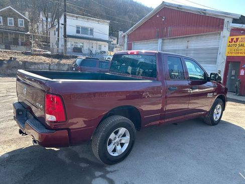 Used 2016 RAM 1500 Express image 2