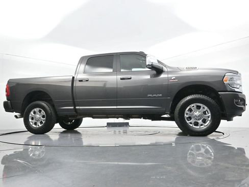 Used 2024 RAM 2500 Laramie AWD/4WD image 40