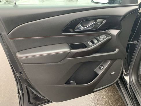 Certified 2023 Chevrolet Traverse RS image 24