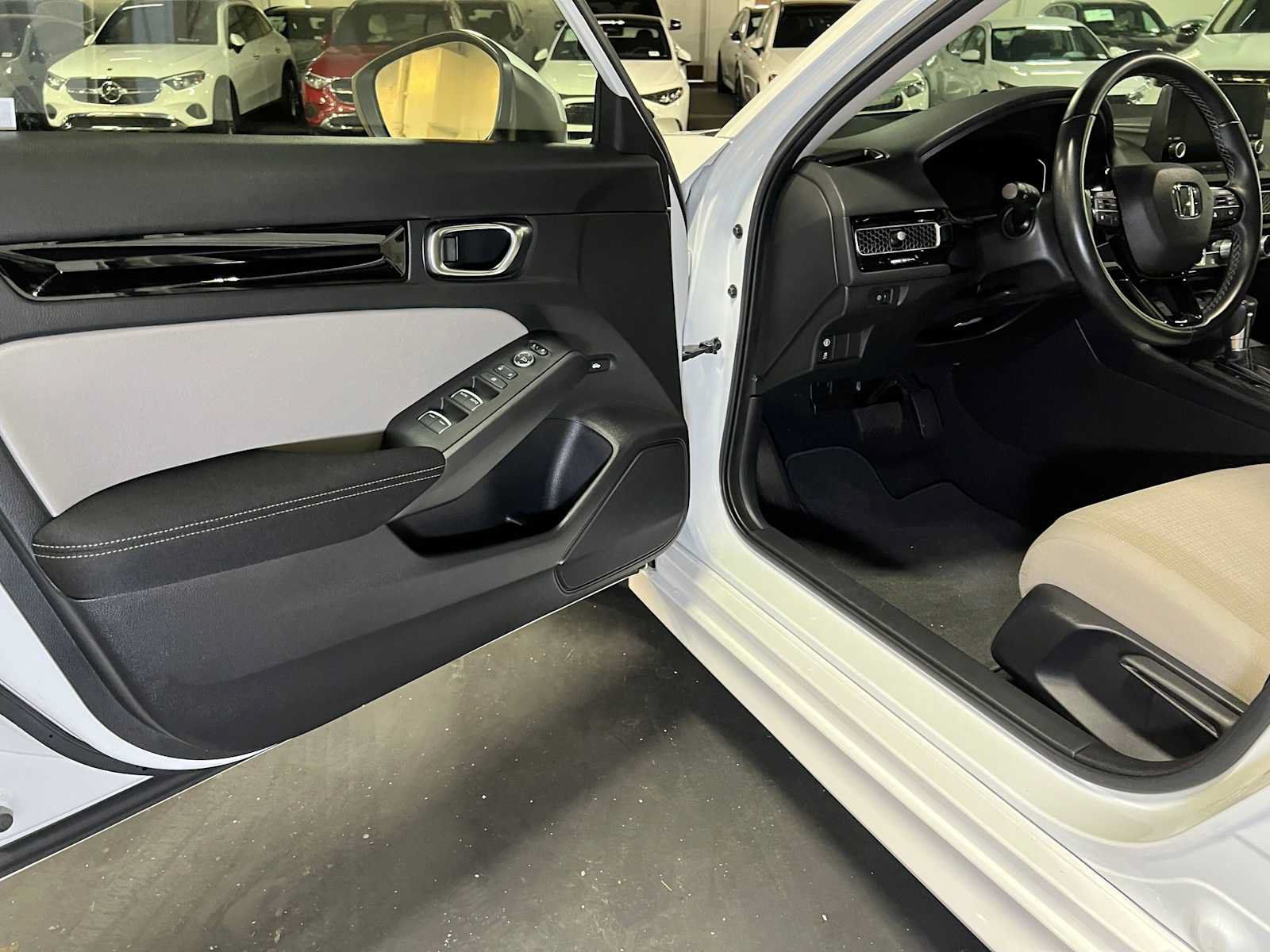 Used 2022 Honda Civic EX image 18