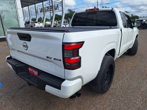 Certified 2023 Nissan Frontier SV w/ SV Convenience Package AWD/4WD image 34