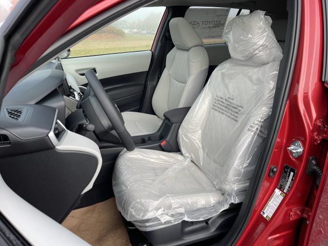 New 2026 Toyota Corolla Cross LE w/ Moonroof Package AWD/4WD image 14