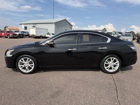 Used 2014 Nissan Maxima 3.5 SV w/ Premium Package FWD image 2