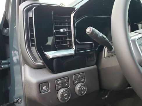 New 2026 Chevrolet Silverado 3500 LT image 17