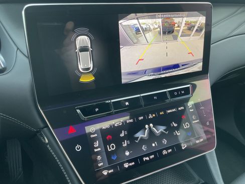 New 2024 Maserati Grecale GT image 25