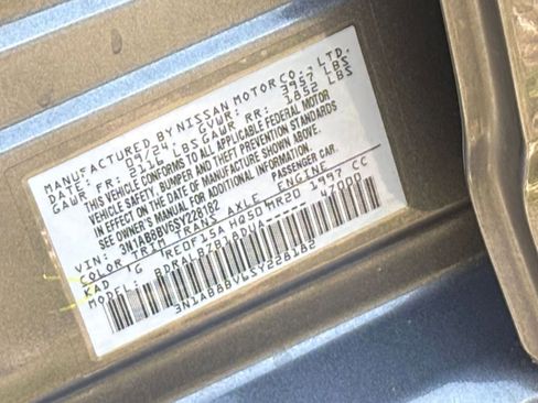 Used 2025 Nissan Sentra S FWD image 29