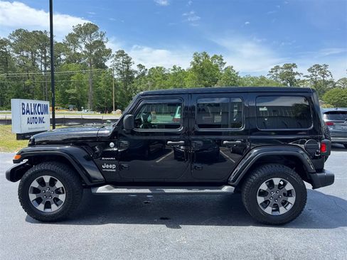 Used 2020 Jeep Wrangler Unlimited Sahara AWD/4WD image 5