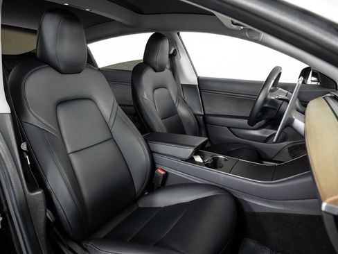 Used 2018 Tesla Model 3 Long Range image 27