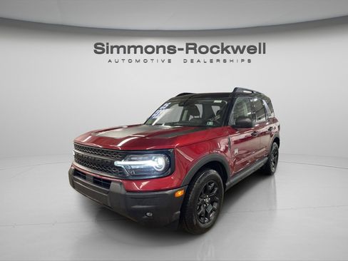 Used 2025 Ford Bronco Sport Big Bend w/ Convenience Package AWD/4WD image 1