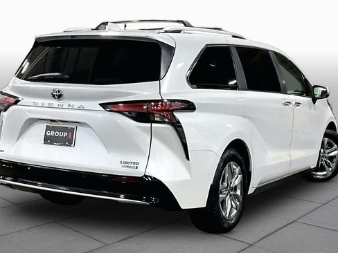 Certified 2023 Toyota Sienna Limited AWD/4WD image 13