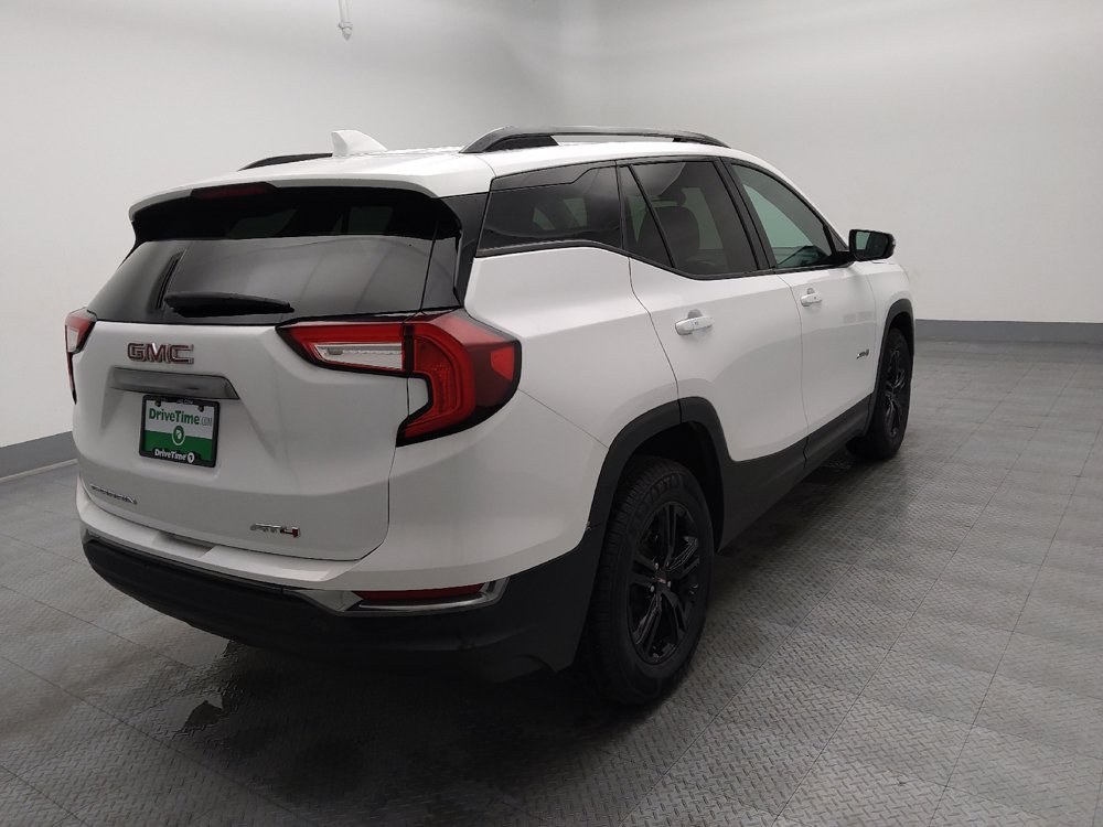 Used 2023 GMC Terrain AT4 AWD/4WD image 9