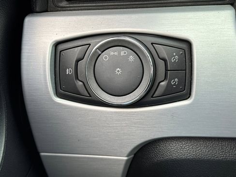 Used 2015 Ford Mustang Premium RWD image 41