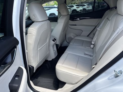 Used 2023 Buick Envision Essence AWD/4WD image 20